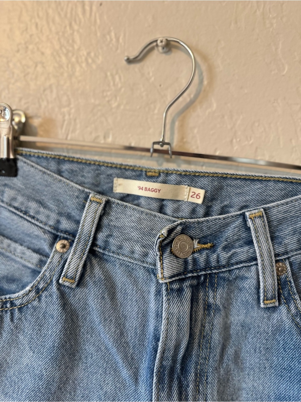 Levi’s ‘94 Baggy Jeans - Picture 7 of 8